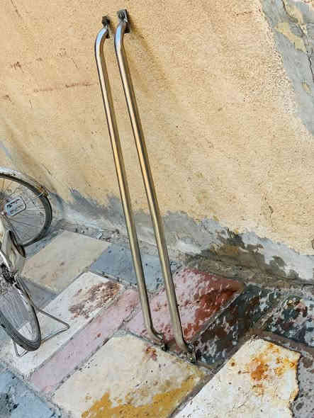 السلام عليكم ستيلات بدي ستوته جديدات ودبلات ٢٠٢٥ هم جديد للبيع او مرواس بوياله سايبه للاستفسار خاص او رقمي ***********

بابل حله
