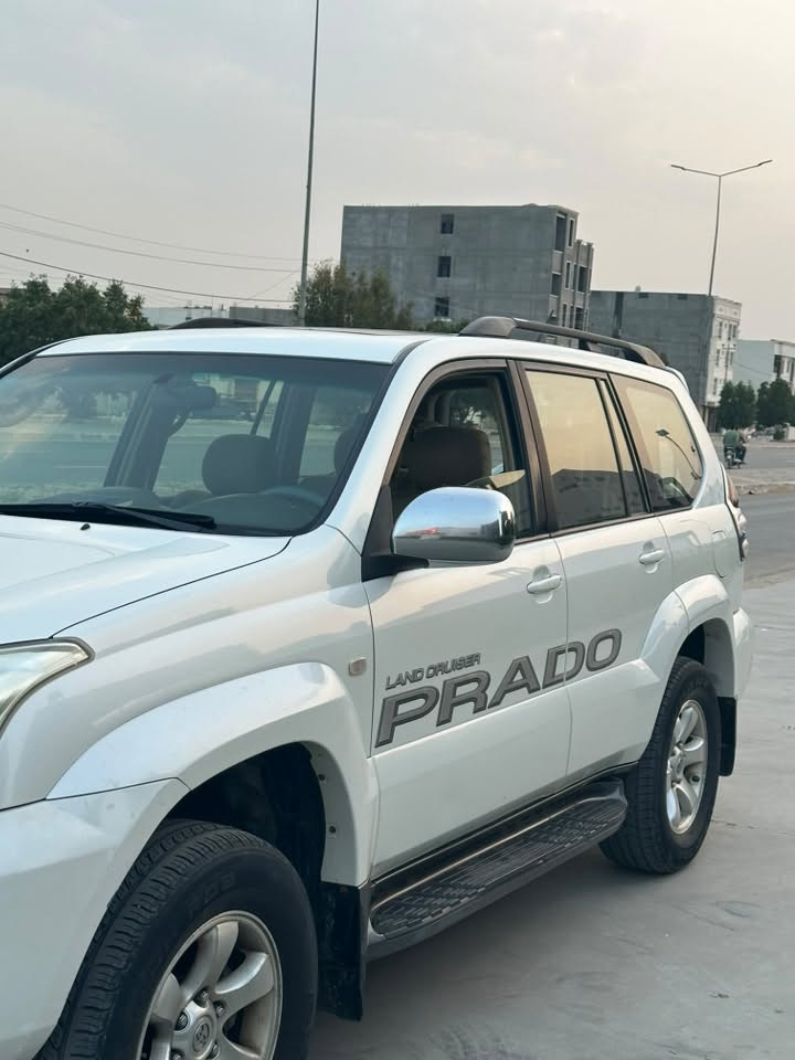 برادو 2009 vx 
فول مواصفات 
كلين فقط 
كير محرك مكفولات 
ماشيه 250 الف 
السعر 180 
 للتواصل و الاستفسار ***********
