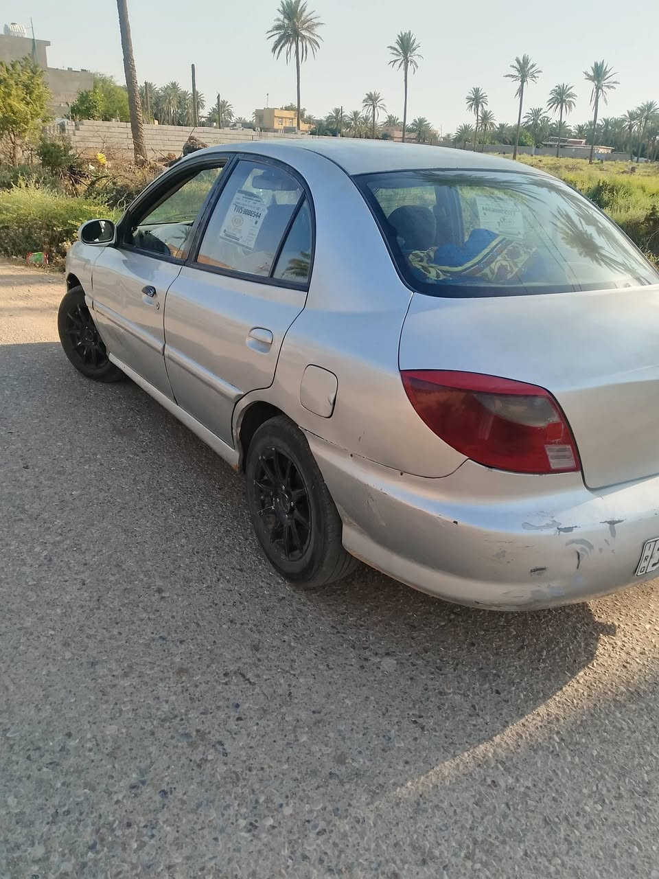 كيا ريو موديل ٢٠٠٢ كير اوتوماتيك مكينة جديده تخم تاير جديد باتري جديد السيارة حلوة بس شوية تخربط ٣٣$ورقة وبيها مجال بسيط ***********/***********
