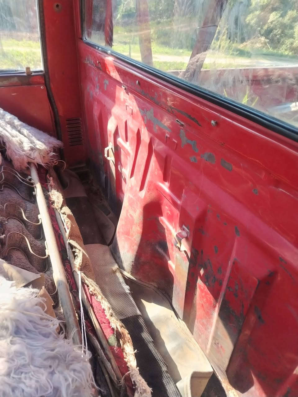 سلام عليكم تيوتا موديل ٨٢ رقم  الانبار تحويل مباشر سيارة جاهزة شغالة  السعر ٢٣ بيها مجال بصيط مكاني بغداد ابو غريب هاتف 
***********

 ***********
