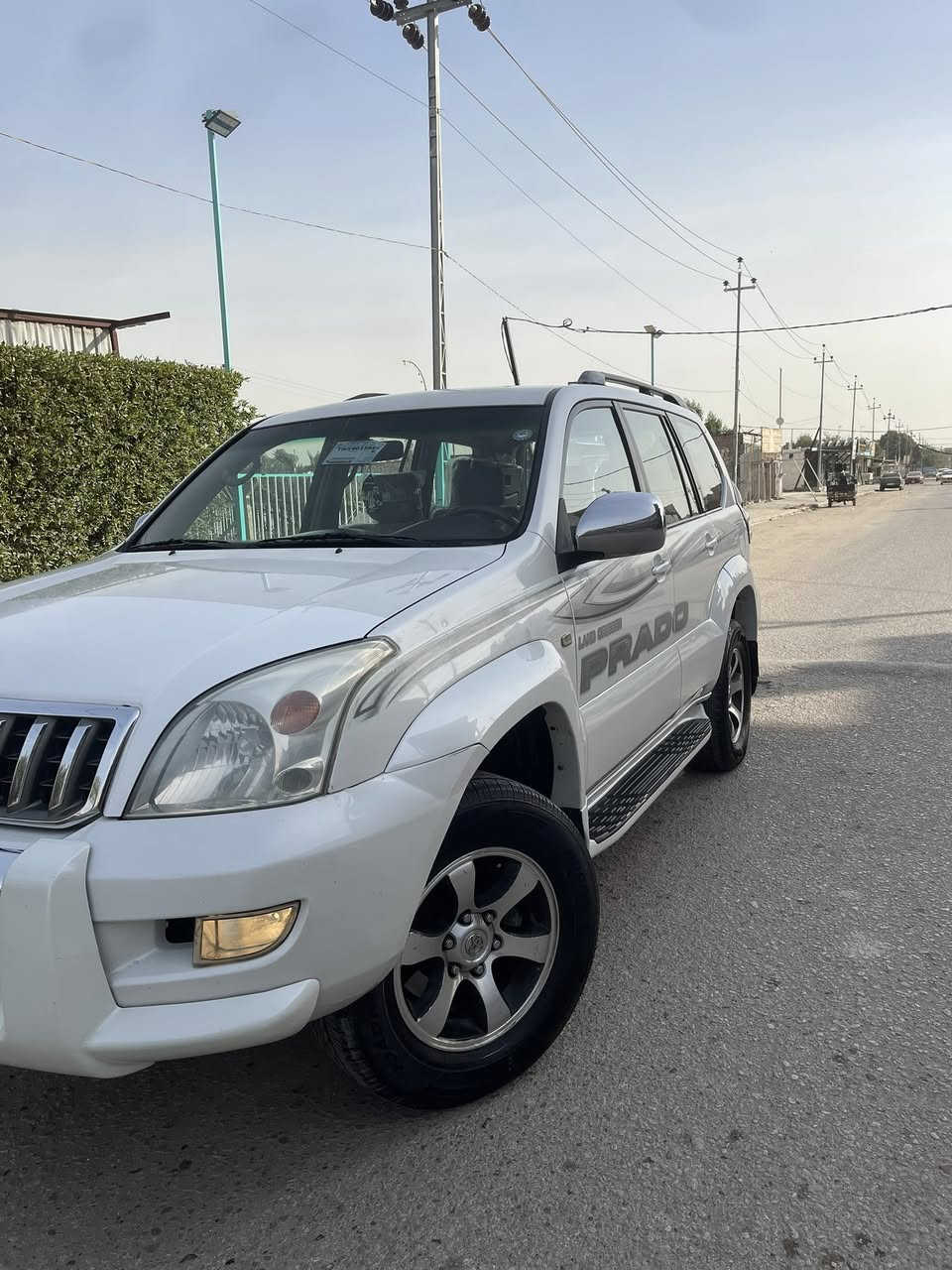 السلام عليكم
للبيع أو المرواس 

برادو        موديل           2006 

خليجي ياباني اصلي 

المواصفات 

داخل صاج ملكي 

سبعة راكب 

3 قطع تبريد 

شاشة كبيرة

حساس خلفي

كامرة دوارة 

فوريل 4+4 

محرك 2700 

كير مكفولة 

حدادية شرط جديدة

السيارة بيهة تراي شرط مال موديل 2025 

ناعمة حيل وتخم تاير وباتري جديد 

تبريد ثلج 

لون ابيضّ صدفي 

السيارة مكفولة كفالة عامة من الصبغ والتبديل والفتح 

بس ملاحضات بسيطة عند الاتصال 

رقم أربيل الدولي الإنكليزي  سنوية جديدة بسمي 

السعر 143 وبيهة مجال للطيبين 

*********** 

مكاني النجف
