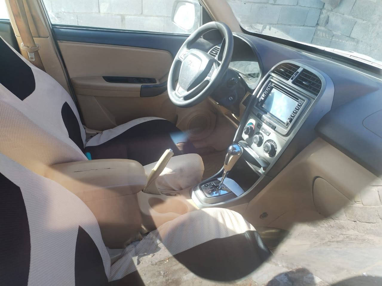 تيكو مديل 12  رقم بصره نكليزي  بسمي  سنويه 2031  سياره حلو وجاهزه محرك ١٨٠٠ و كير حداديه حلوه تبريد ثلج كهرباء كله شغاره  مكان سياره بصره مقعل سعر 52  وبيها مجال اتصل ***********
