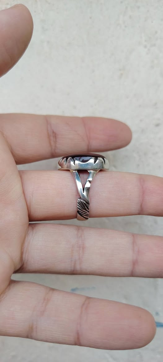 عقيق يماني كرز الكرز نخب اول خامه درجة أولى صياغه يدويه الفضه 925 قطعه واحد على واحد
جميله جدا جدا السعر خاص


**إذا كنت صاحب هذا الإعلان وتريد حذفه لأي سبب، رجاءا أرسل رسالة إلى الدعم الفني**