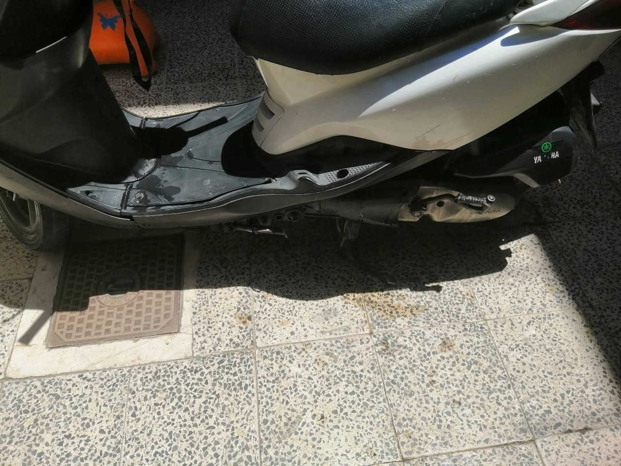 دراجة بريز للبيع
دراجة نظيفة كلش ناعمة صوت ماكو
ما بيها اي نقص تجي اجيب فتير تفحص وتاخذ
السعر ٩٠٠ وبي مجال 
المكان بغداد حي القاهرة
الرقم للتواصل واتساب ***********
