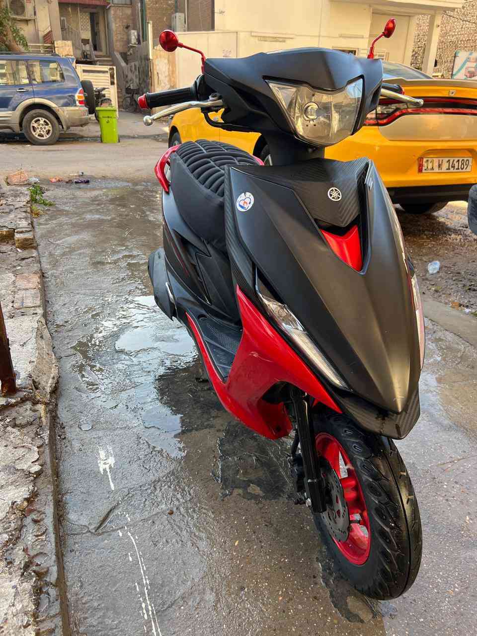 ماكس حديث 2019 ياباني اصلي
مرقم بغداد 
اللون اسود مطعم ب احمر 
ماشيه 25 
مكينه بلاد مامفتوحه 
بانزين كوله سوبر محسن 
ودهن اصلي 
السعر ماخذها ب 28 واريدها ب 25 ورقه
للأستفسار الاتصال 
***********
عنوان بغداد كرادة داخل
