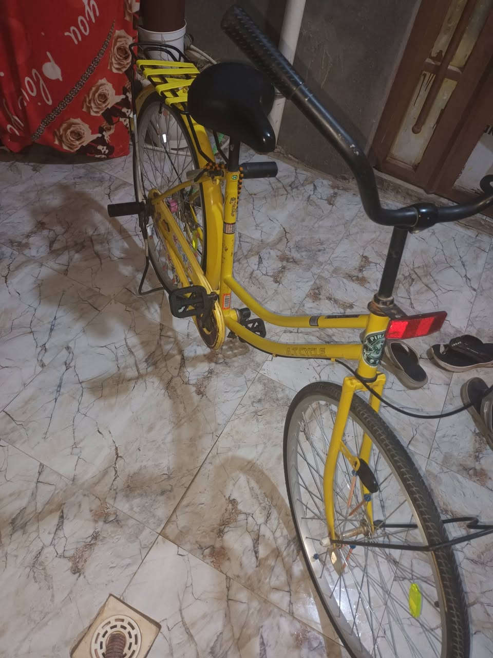 سلام عليكم بيسكل بناتي حجم ٢٦ الون ليموني بيسكل نضيف وحلو ومرتب بيسكل مابي اي نقوصات شعر خاص


**إذا كنت صاحب هذا الإعلان وتريد حذفه لأي سبب، رجاءا أرسل رسالة إلى الدعم الفني**