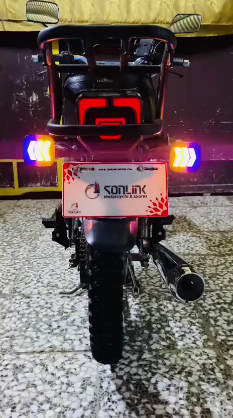 السلام عليكم
 
سولنك 2024 للبيع بيها ورقة معرض ومكاتبة الدراجة استخدام شخصي المكينة ما مفتوحة ابد ماشية 2000 حقيقي السعر 650 وبيها مجال 
صينية الزنجيل و بصمات 2 و سويج 2 موجودات يمي 

مكاني بغداد الدورة ***********
