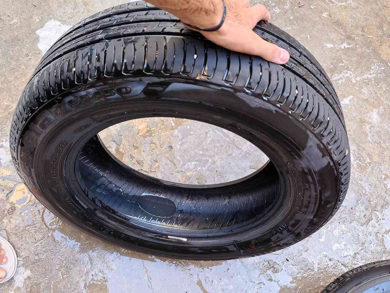 سلام عليكم ٣ تايرات نيسان صني حجم 15 نضافه ٨٠/١٠٠
لا فتيله ولا شي بس ثنين كل واحد بيهم بي ركعه وحده سعرهم ٥٠ مكاني بصره مشراق القديم ***********
