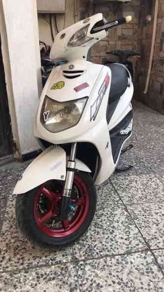 سلام عليكم سكنس مزوده للبيع او مراوس بشي نضيف تفاصيله مكينه تتي مارك 66 كت كامل بيه دراجه مليانه غراض كلجات رياضي رباط خلفي رياضي قبق فلاوين رياضي صالنصه ام الوزه طرب صدر دي واي بيم رياضي فج نيسن تعلاكه رباط دوسات بيهه بعد هواي غراض مكاني بغداد حي العامل سعر خاص رقم ***********
