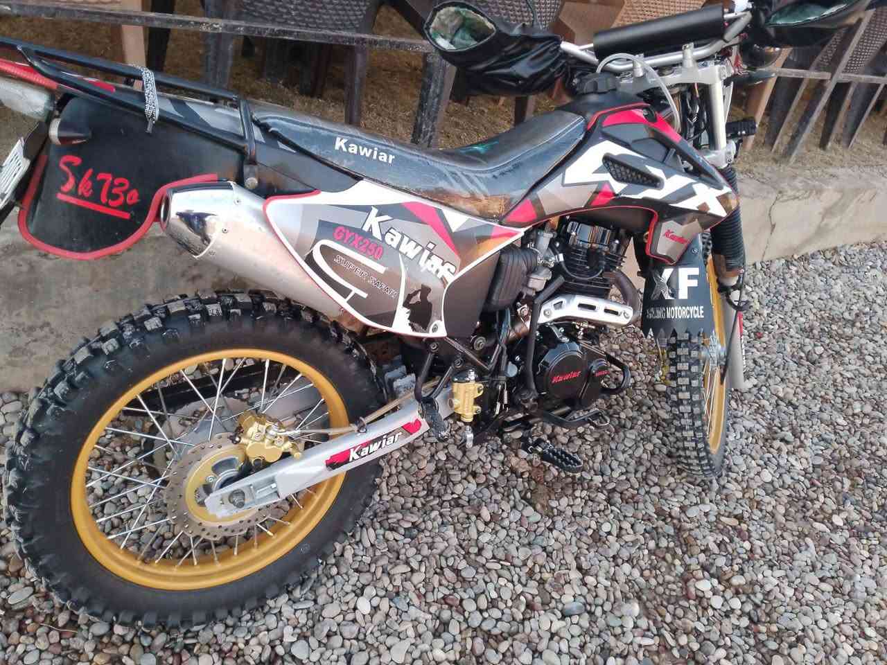 السلام عليكم
قفاز كاويار موديل 2025 محرك 250 ما مطخوخ صبانه نشاط فول ياكل الكاع كلو شرط من التاير للتاير وضع شركه السعر1290 وبي مجال 
مكان قاطع السبعاويين .دويزات.  للستفسار ***********
