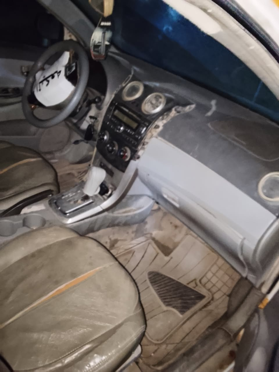 بيوايدي جي 3 أصل بيضه ومصبوغه اصفر رقم بابل صحبها يريد تحويل سياره مصفره سنويه نافذه بل 2019مكينه وكير كورله 1600
لقديم تبريد بس زيده غاز تيرات تعبانه دريمات تعبانه بيهن طكطكه لهوزن خلفي بي عواج شوي سياره تريك البصره بيها نواقص معروضه ب 22وبيها مجال مكاني واسط صويره ***********

للبيع او مراوس بسياره نضيفه ونطي فرق قسط
