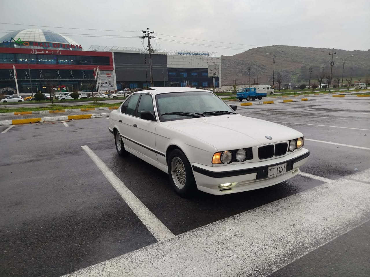 سڵاوی خواتان لێ بێ ئەوم بیئێمە بۆ فڕشۆشتن  تازە كامل بۆیاغ كراوە ئاڕم پلاستیك دهۆك بەشەرتی ئاڕمو ئەوەلیات ڕەقەم ئەسڵیەسڵایتە 4 تاقم تایەوویلی حەسیری لۆكی لەسەرە لایتو كارەبای كامل مەزبو  گێچی بانزینو حەماوەو  داربوردی ئیش دەكامۆدێل89 بەشەرتی گێڕومەكینە520كەپسە گێڕ حادیە ئەكسلی قوفڵە بەشەرتی قوەتو تەناش سڵایتی مەزبوتە جامی نەشكاوە سحری37 محامەلە هەر كەسێك ویستی لەخزمەتی دام***********
