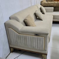 فخامة وراحة ذكية.. ديوان تركي ماركة (Modasofa) 🛋️⚡ ​السلام عليكم.. متو...