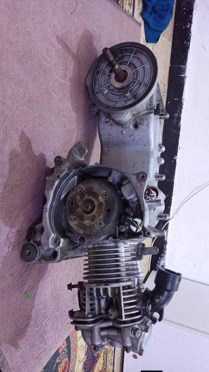 سلام عليكم تزويد للبيع ماكس وسكنس كله اصلي غراض مفوله ونظيفه اسعار خاص رجاء شتريد بل خدمه مكاني بغداد حي العامل رقم ***********
