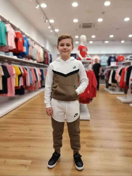 🚨 جملة فقط
تراك ولادي مبطن شتوي درجه اوله 
سعر الدرزن 54  الف  

  قياسات 4-12 سنه

الدرزن 12 تراك
يوجد  توصيل جميع المحافظات 
للتواصل واتساب  📞 ***********
تلغرام  https://t.me/mmjjaz
