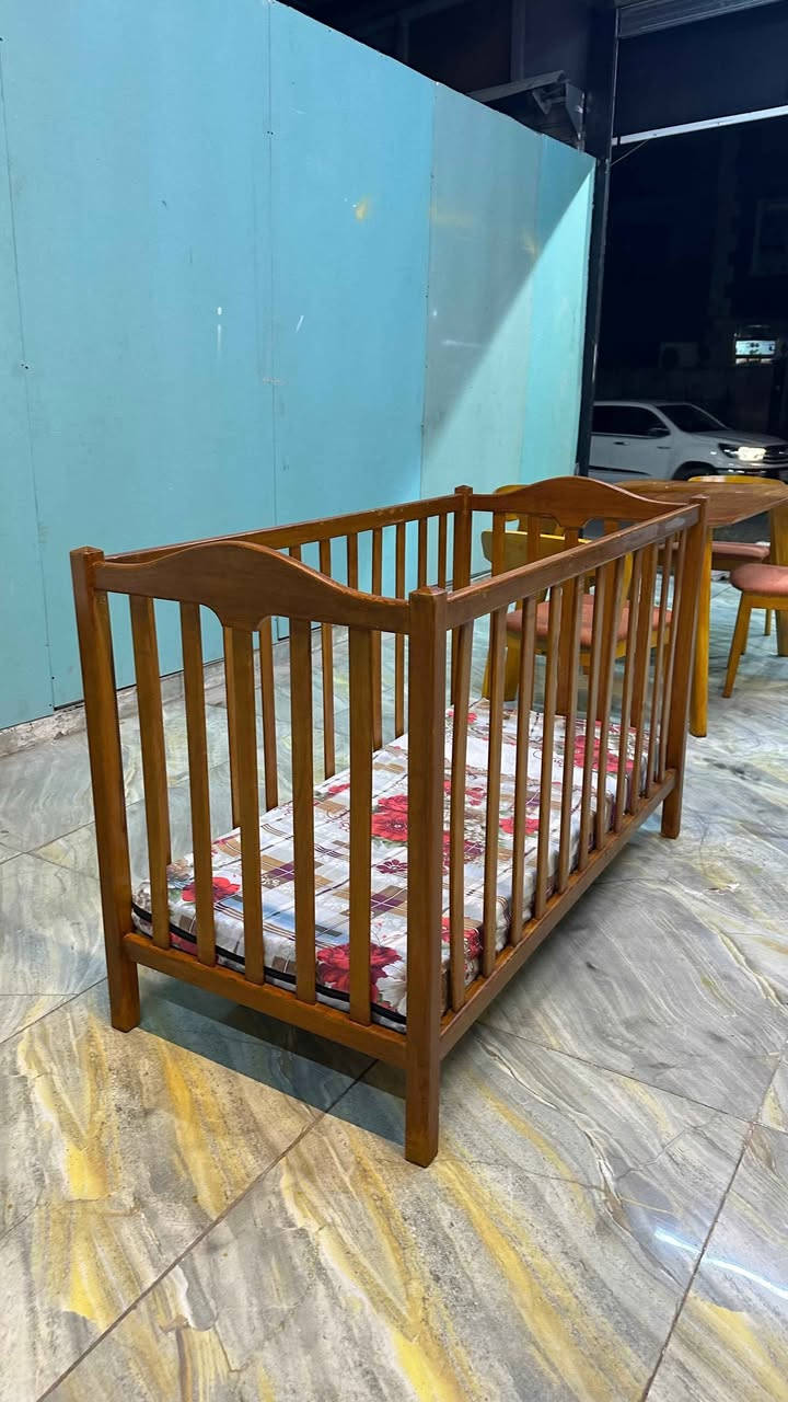 سرير، طفل خشب نظيف 🌹🌹🌹

السعر، 50الف 🔥🔥🔥

موصل الجانب الايسر /حي المثنى 🌿🌿🌿

الشارع المقابل لمنتزه المثنى
✅شارع عمارة النخيل 
✅وماكس جيم 
✅وازياء النمور 

داخل الفرع بالنزول قرب كراج  غسل السيارات   

(منزلي) لبيع الاثاث المستعمل 
متواجدون من الساعة ال3 الساعة 10 مساءاً 

الاتصال  من بعد  الساعة 2ظهرا  الى 12مساءا 

*********** موصل, نينوى
