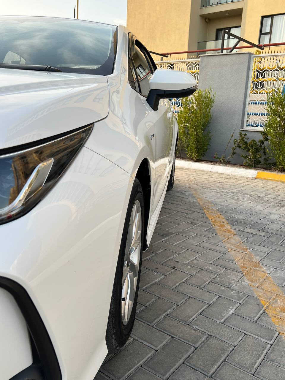 السلام عليكم للبيع كورلا HEV موديل 2025 مكفوله كفاله عامه من البارد ول صبغ ول تبديل ومن الرصعات ماشيه 17اخت الزيرو وفول مواصفات من عده الكرسي مو كهرباء بحاله الوكاله السياره رقم بغداد باسمي مكانها بغداد السيديه للاستفسار عل سعر واي سؤال الاتصال عل رقم ***********  ولا تعلقلي تكلي السعر والسعر وتنطي سعر بكيفك  اتصل وبيك خير ودلل
