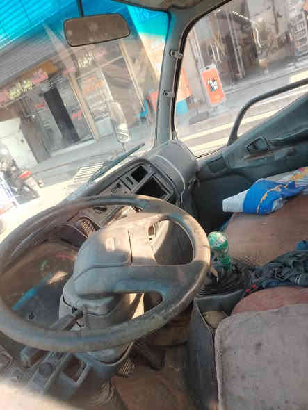 سلام عليكم كنتر مسيبوشي  مديل ٩٦مكينه بي تبخير  بسمي سنويه رقم صلاح الدين  تخم تاير جديد شركة ابلو سياره جاهزه للعمل.. سياره متواجد  اب بغداد
سعر ٧٠ ورقه
للاستفسار 
***********
***********
