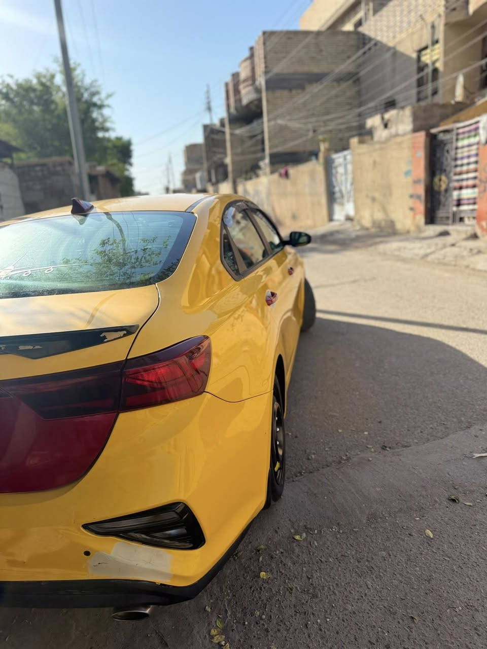 سلام عليكم كيه فورتي وارد امريكي  موديل 2020 سونار جديد البيع صور حادث موضح بل منشور سيارة جاهزة ما تصرف عليها ربع من ايدك الشارع كامله مكمله تخم تاير حداديه صدر كلهة جاهزة سنوية ما صاقطه كبل تحويل بسمك مصفره هيئة غرامه. مكان  بغداد حي طارق
 
سعر$120
***********
