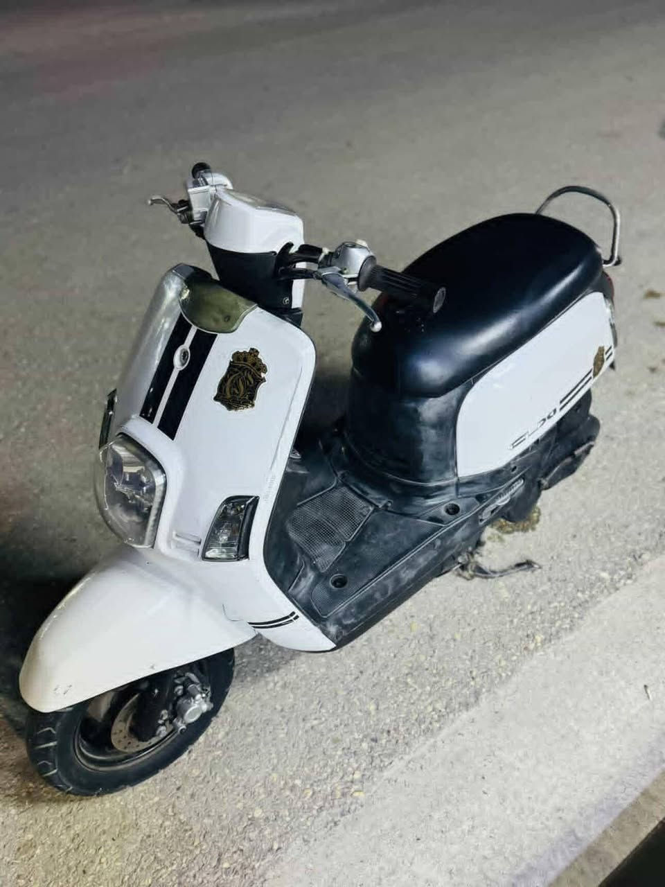 السلام عليكم دراجة بوليس للبيع الدراجة مكفولة ***********
