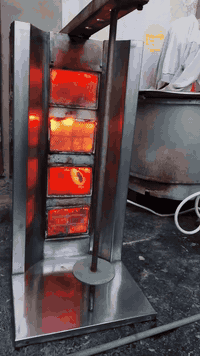 السلام عليكم مشوايه مال كص للبيع السعر 150 ألف العنوان مدينة الصدر ***********
