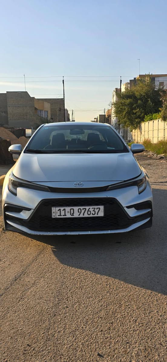 السلام عليكم 
مرخصت الادمن 
كورلا 23 بغداد
كل المواصافات عده الفتحه 
امريكي بدون ظرر ظررها التاير الخلفي خالع 
وديها وين متريد 
الشراي يتصل ممتواجد فيس
***********
