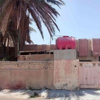 بيت للبيع طابو صرف المساحة 300/8متر حي الانتصار قرب المنتزة الاتصال عل...