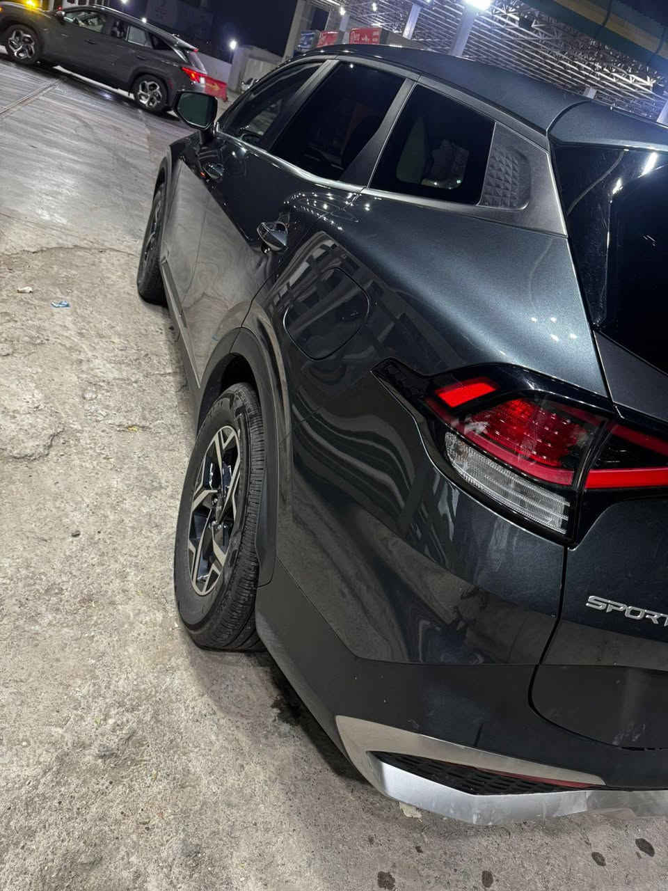 السلام عليكم ..
سبورتج موديل ٢٠٢٤ مواصفات عاديه دخول جديد 
 الدواخل كفاله السياره جاهزه من جميع النواحي والتحويل ثاني يوم حادثهه فقط دعاميه
مكان السياره بغداد السعر ١٨٠ بي مجال السياره نضيفه وحلوه نصبتها 
التواصل ***********
