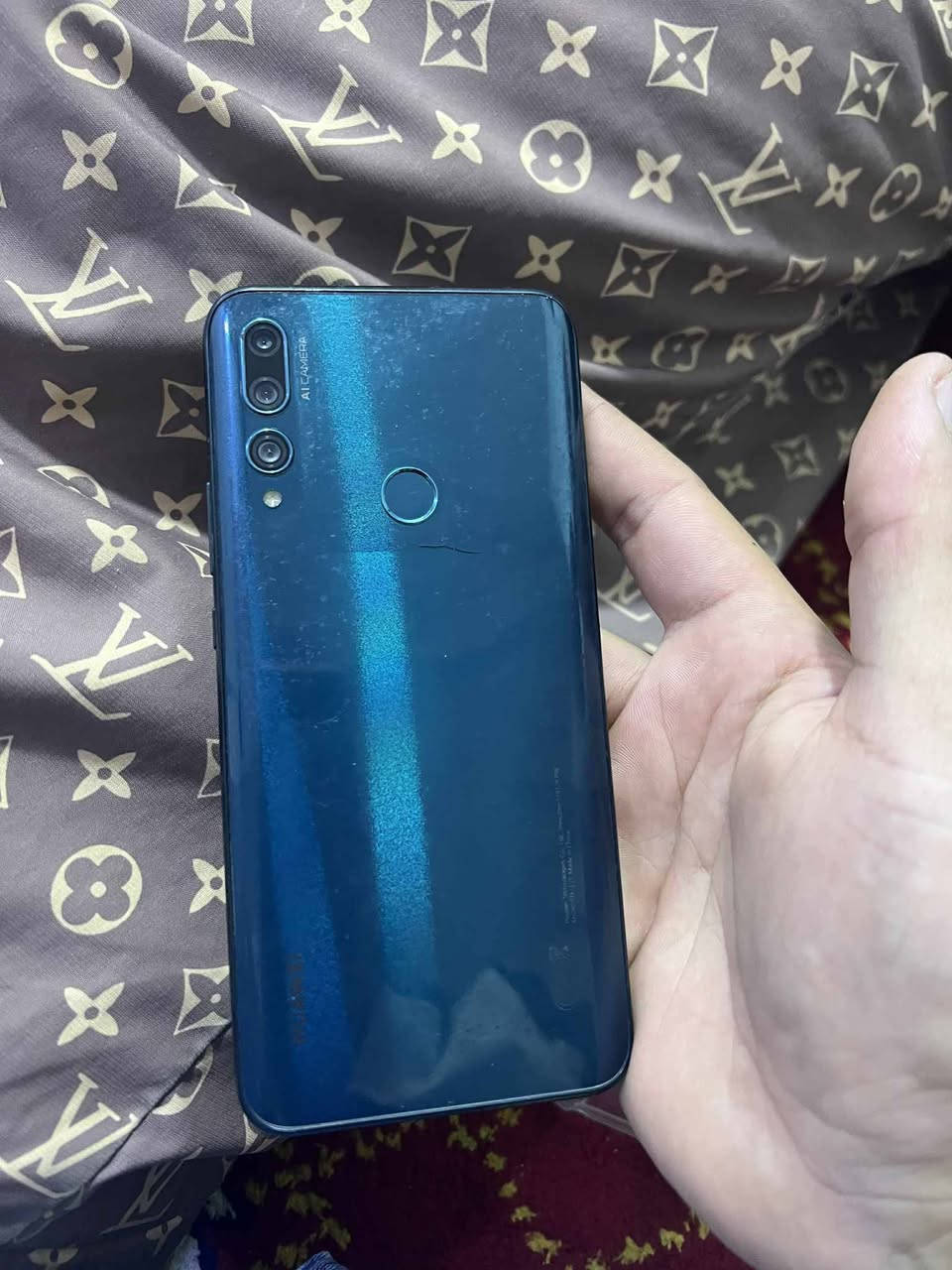 سلام عليكم
هونر Y9 للبيع 75الف
الشراي يتصل ***********
