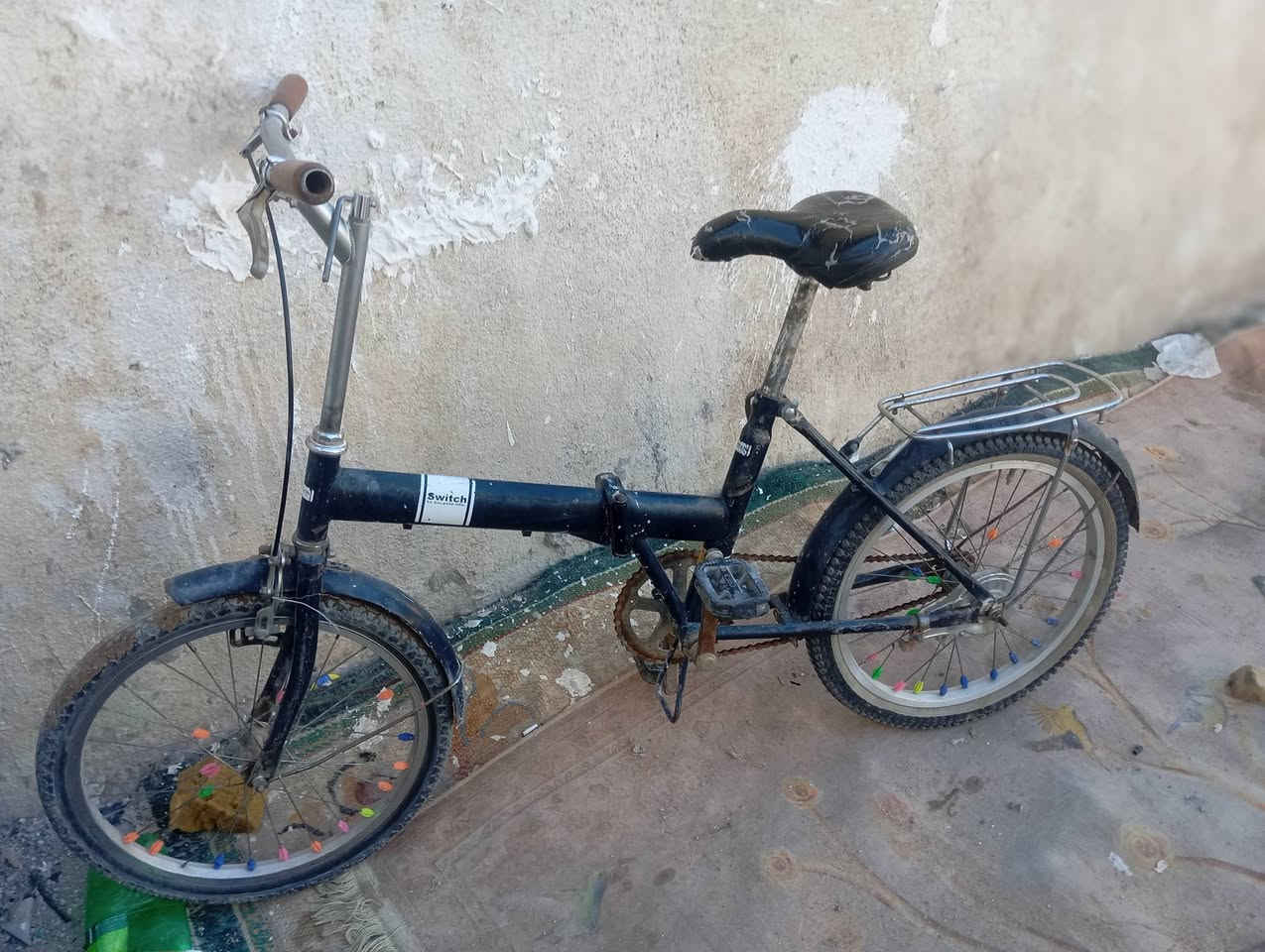 سلام عليكم بايسكل ابو لطبكه حجم ٢٠بايسكل متروك بس نضيف جوب وتاير جدد ويلاه فول نقص بس واير وسيم خلفي بريك أمامي بي يشتغل لسعر٣٥وبي مجال مكاني بغداد لشعله


**إذا كنت صاحب هذا الإعلان وتريد حذفه لأي سبب، رجاءا أرسل رسالة إلى الدعم الفني**