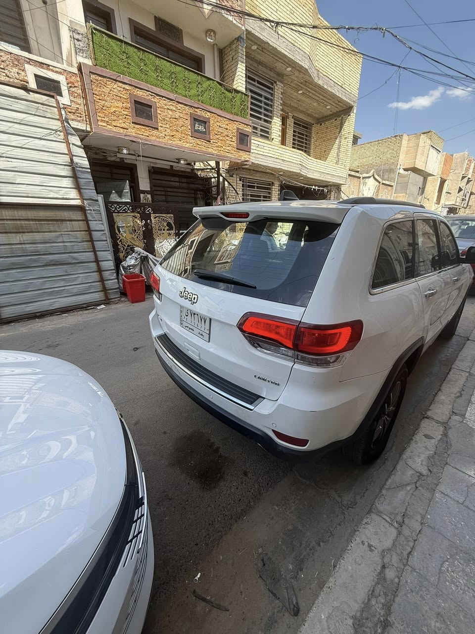 سلام عليكم جيب لاريدو موديل 2020كامله بدون نواقص حادثه جاملغ جهة السايق او باب السايق جاملغ امبدل او مصبوغ الباب امبدل بدون صبغ سعره 25 بيه مجال ***********
