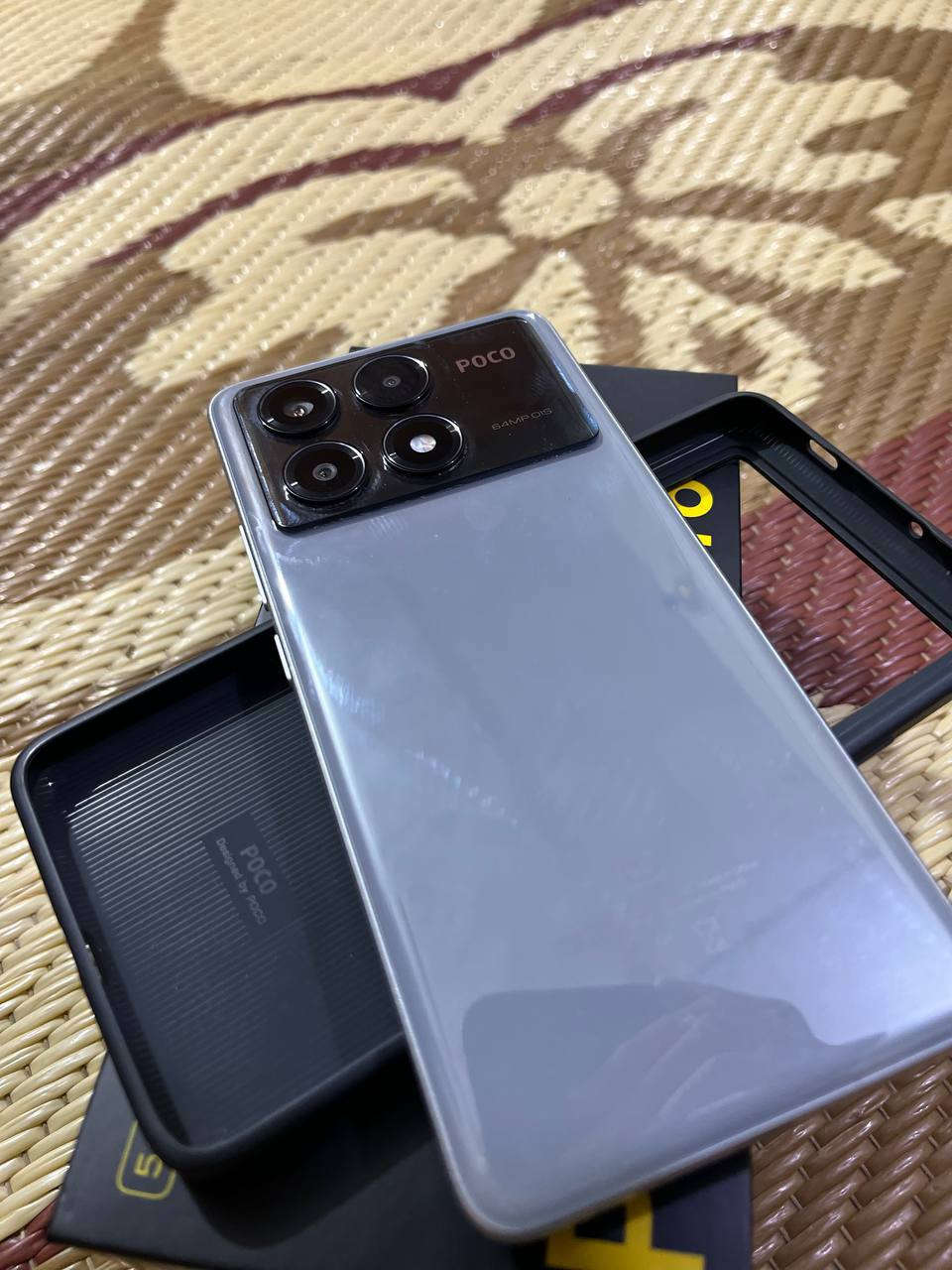 جهاز بوكو x6pro
ذاكره 512 
جهاز نضيف جدا 
مستخدم أقل من سنه 
سعر 400 وبي مجال 
 واتساب فقط *********** 
الناصريه مدينه الصدر
