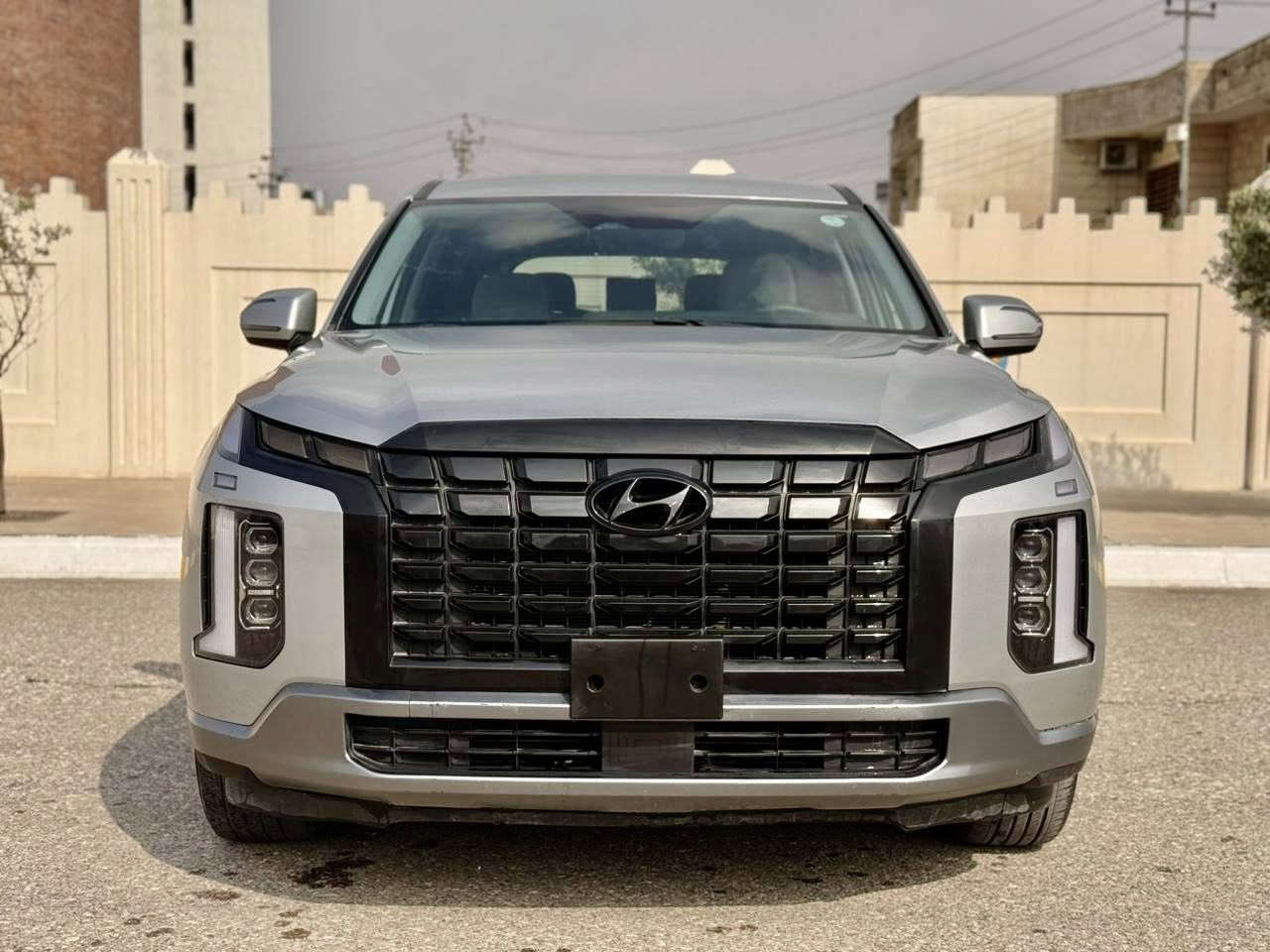 هونداي باليسايد 2023 رقم كاتي تترقم شمالي
بيع او مراوس مع سيارة رقم شمالي 

بصمة 
تشغيل عن بعد 
سعه المحرك.    3.8  V6.  
ايرباك سليم ✅ 

رادار أمامي واتوتو بريك 
‏قيادة ذاتية على الخطوط البيضاء
حساسات خلفية

رادار جانبي
اوتو هولد
شاشة كبيرة 

كشنات الخلفية قلاب كهربائي 

تبترونيك كير بالستيرن

تبريد مركزي 

ضرر ربع جاملغ خلفي + بارد PDR ابواب طرف يمين + تعديل بارد وتقليم كارت حافة البنيد وحافة الجاملغ موضح بالصور 
 
السعر 238 

واتساب ***********         
واتساب ***********
