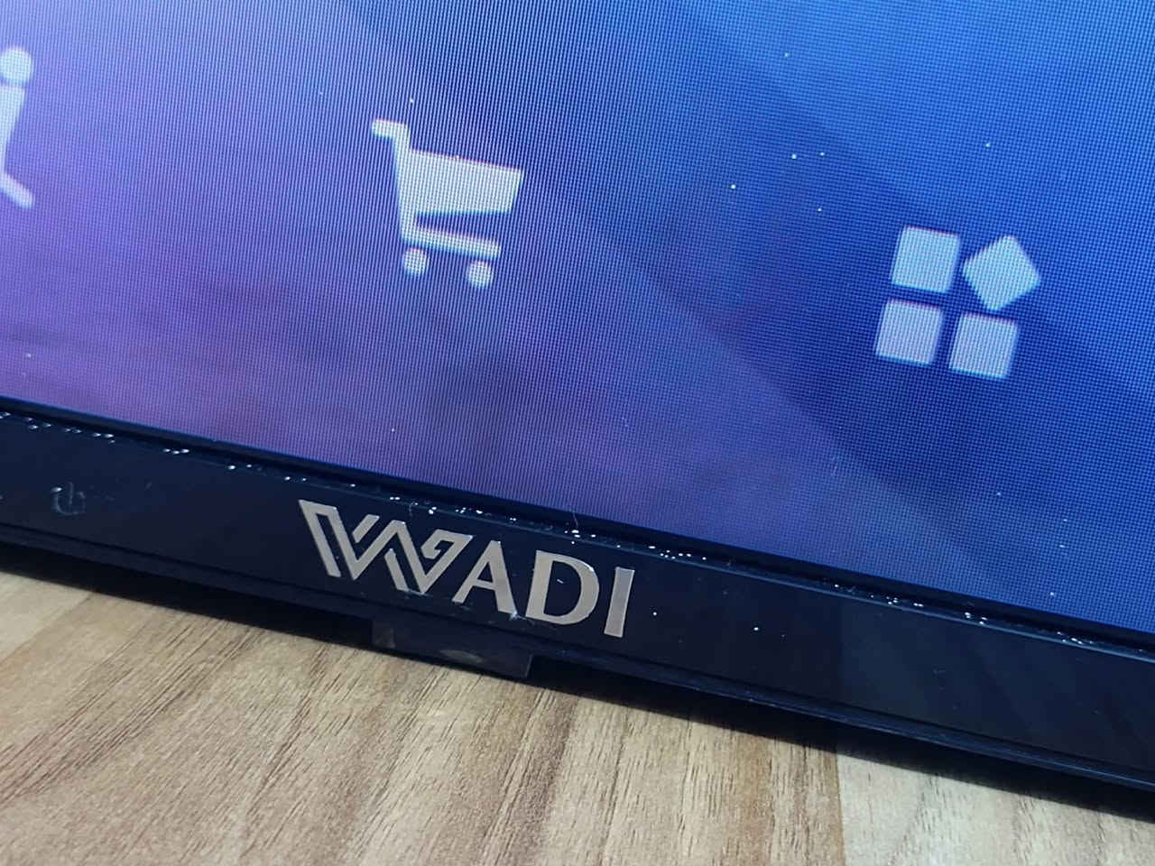 سلام عليكم بلازمه حجم32 نضيفه شركت الوادي انترنيت موجود بيه سعر 75 وبيه مجال قليل مكاني بغداد المشتل رقمي ***********،
