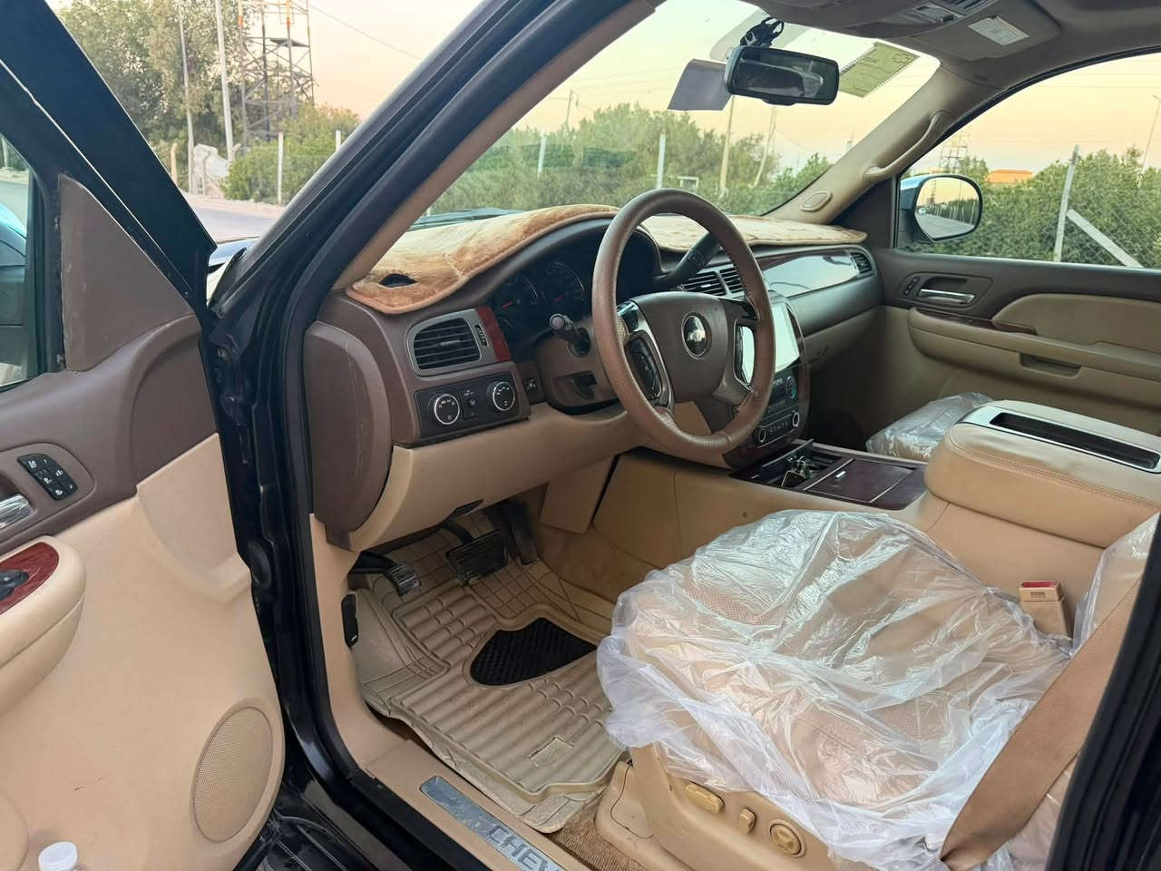 تاهو مديل 2009 خليجي كفالة LTZ رقم اربيل دولي تريد وكالة تريد تحويل سيارة جديدة بمعنى الكلمة *********** مكاني بل نجف

