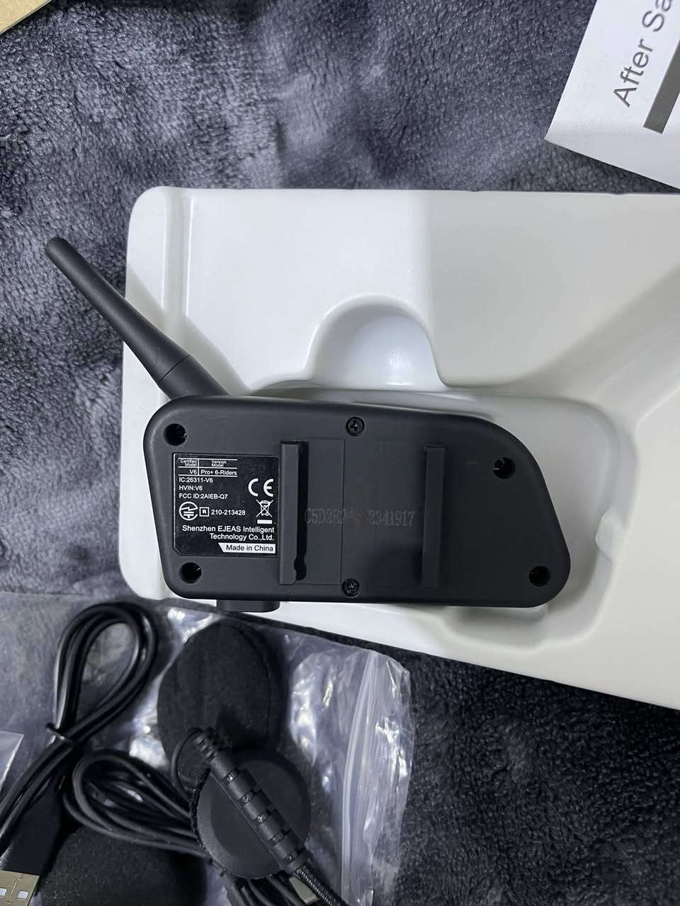 سماعة خوذة ماركة Ejeas v6 pro فول مواصفات وضد المي وبطارية تدوم 260 ساعة (سعرها 15 الف) وبالعافية


**إذا كنت صاحب هذا الإعلان وتريد حذفه لأي سبب، رجاءا أرسل رسالة إلى الدعم الفني**