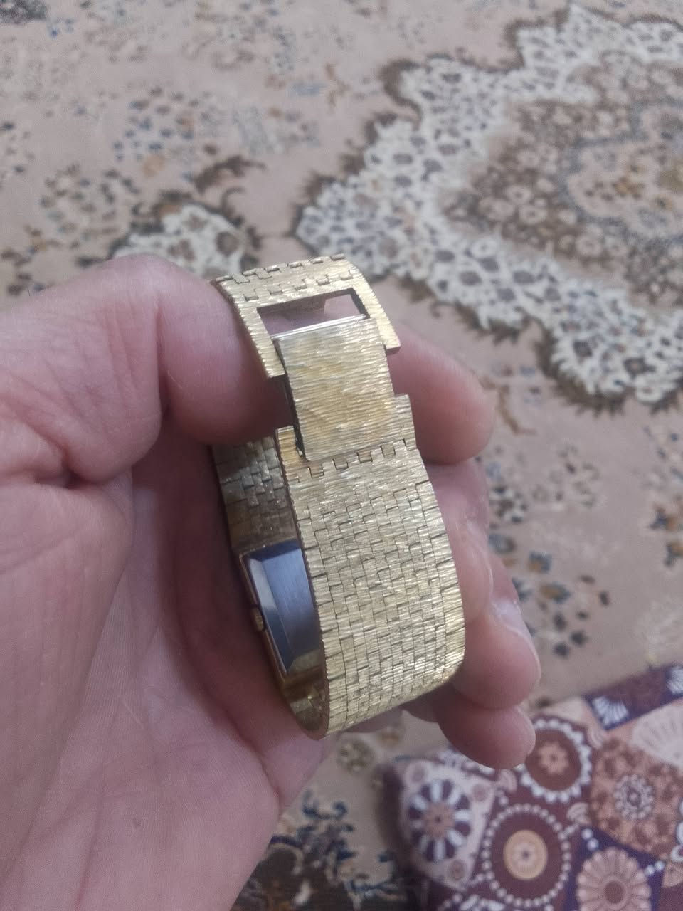 اللهم صل على محمد وال محمد الطيبين الطاهرين
فنتج سويسري سوار حصيرة ابعاد 25*25 نصب تكويك سيرها يلبس ايد ناعمة سعرها 80 الف


**إذا كنت صاحب هذا الإعلان وتريد حذفه لأي سبب، رجاءا أرسل رسالة إلى الدعم الفني**