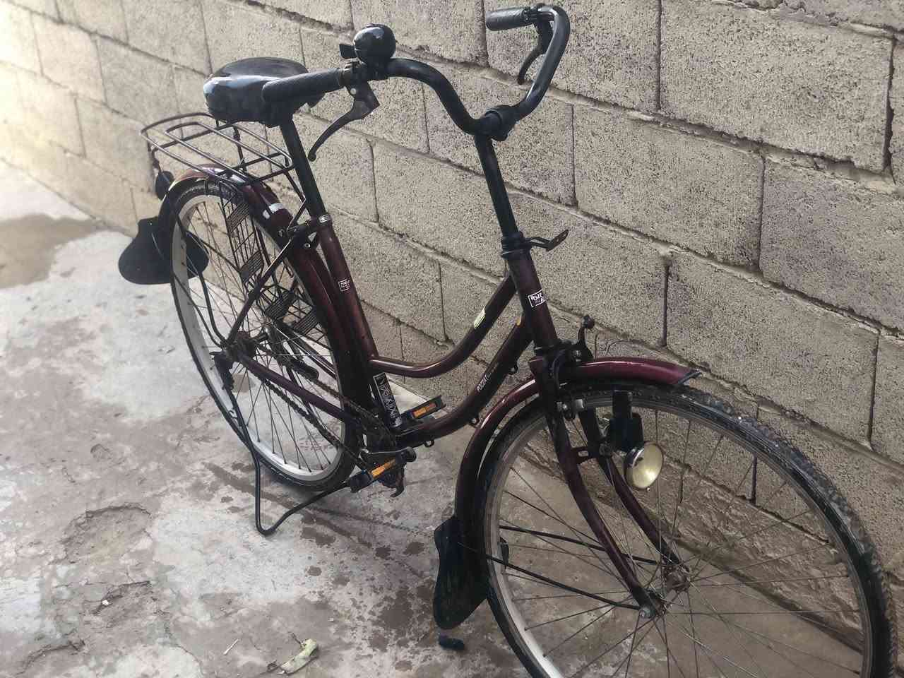 السلام عليكم بايسكل للبيع 
اابايسكل ويالاته جدد البايسكل كلا وكاله واني مستعجل بيعته السعر علق ويجيك السعر


**إذا كنت صاحب هذا الإعلان وتريد حذفه لأي سبب، رجاءا أرسل رسالة إلى الدعم الفني**