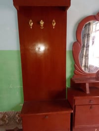 غرفه اخشاب للبيع صاج اصلي السعر 250 07862160602