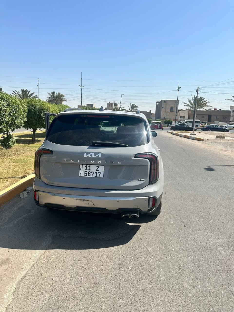 سلام عليكم
كيا تلورايد 2023
رقم بغداد انكليزي ب اسمي 
ماشيه 33ميل
  برستيجSX
فول مواصفات
 5كامرات 
تعرض  عل جامه الاماميه 
بصمه ابواب وتشغيل 
كشنات سياحي
كشن امامي مساج 
كشنات امياميه خلفيه تدفه تبريد 
فور ويل 
حساسات جميع الجوانب 
رادرات جميع الجوانب 
جنطة شفط امرايات شفط
جنطه فتح بلرجل 
تحذير ستيرن عند الخروج عن المسار 
اطفا ذاتي عند الزدحام 
فتحتين بنورامه 
وبعد هواي مواصفات بيهه 
السعر 32وبيهه مجال 
صور الحادث ورقم الشاصي بلمنشور موجوده
 
مكانهه بغداد رقم الهاتف ***********
