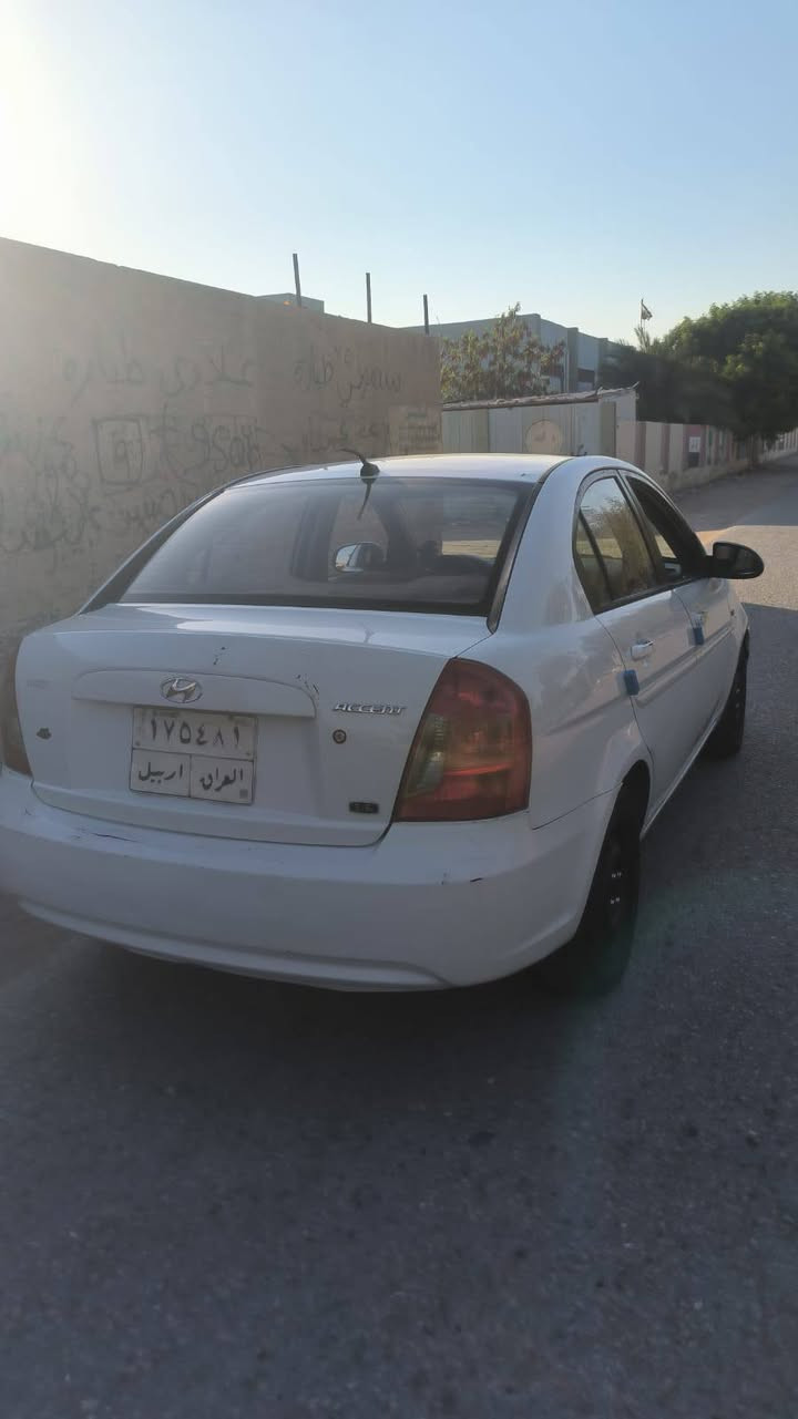 اكسنت خليجي موديل 2011
بيه تبديل جاملغ امامي  ورشات بسيطه 

رقم اربيل بأسم كردي مو شركه 
 تخم تاير حداديه جدد 
محرك  1600 
 
 مكانه نجف  
سعر  78 وبيه مجال 
***********  الشراي يتصل مامتواجد على الفيس
