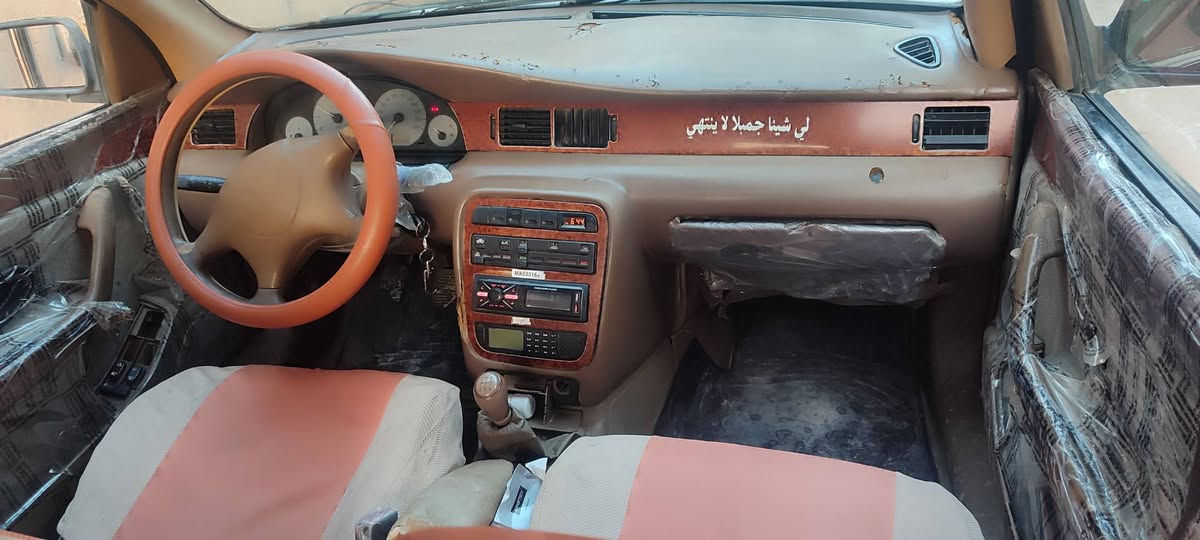 سلام عليكم. سمند للبيع ٢٠١٠ سنويه لل٢٨ راعيه يريد تحويل. رقم ميسان. جاهزه مكينه وكير. مصفره من كلشي. مكاني بصره *********** السعر ٢٠ وبيه مجال. البصرة, العراق
