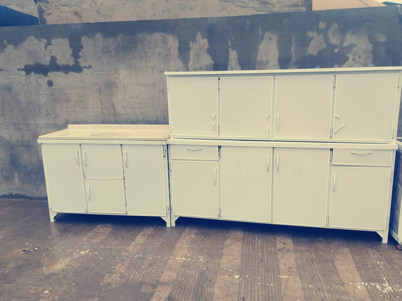 سلام عليكم ورحمة  كوتر اخو الجديد السعر300بي مجال***********
