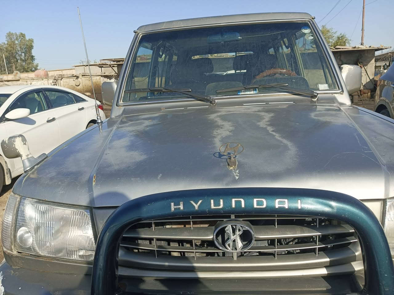 السلام عليكم من رخصت  كالوبر  2002 بلادي مكينه 300 بانزين عادي كير سعر 60 ب مجال ت   ***********

