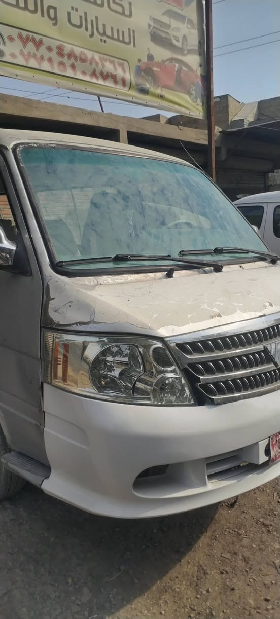 السلام عليكم فتون 10رقم احمر رعيها موجود بس عليها ضربه مكينه وكير جديد بس اكسن بي ونه قليل تخم تاير جديد داينمو جديد مشط وبور جديد مكاني بغداد العبيدي 20وبيها مجال حك جيه ***********
