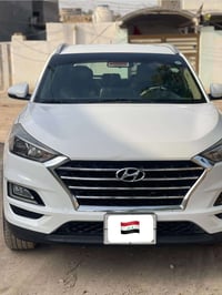 توسان 19 كفاله عامه  رقم أربيل  ماشيه /66 نضيفه جدا  سعر /198 07803308...