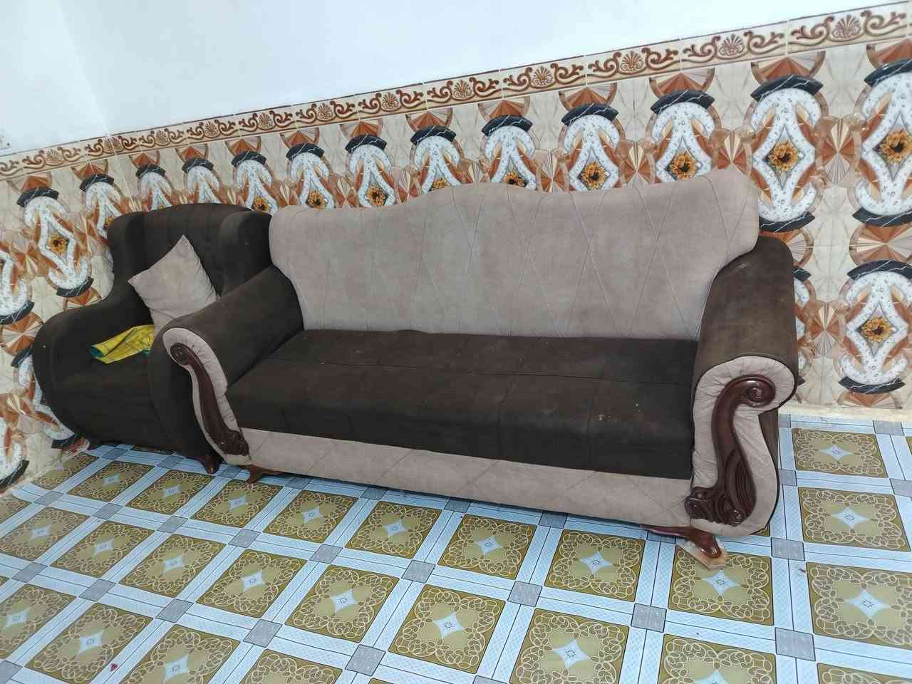 السلام وعليكم  غنفات البيع السعر 150
النهروان 
***********
