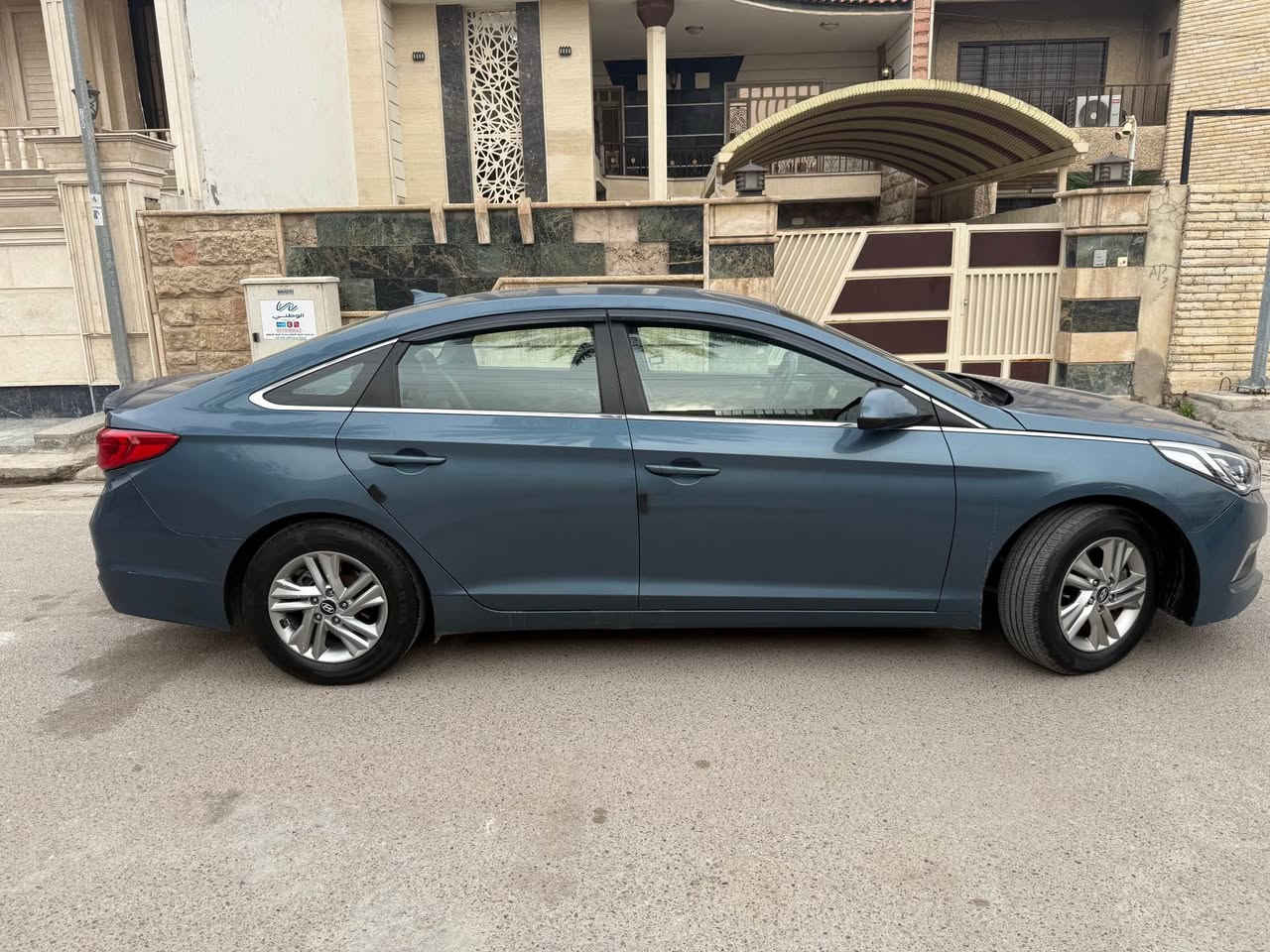 السلام عليكم 
سوناتا 2017 للبيع 
ماشيه 102 
رقم اربيل الجديد شرط التحويل 
حادث قطعه وحده من امريكا جاملغ امامي 
سياره جاهزه مناقصها شي 
السعر 122 وبيها مجال للشراي 
مكاني بغداد زيونه 
للاستفسار *********** بغداد, العراق
