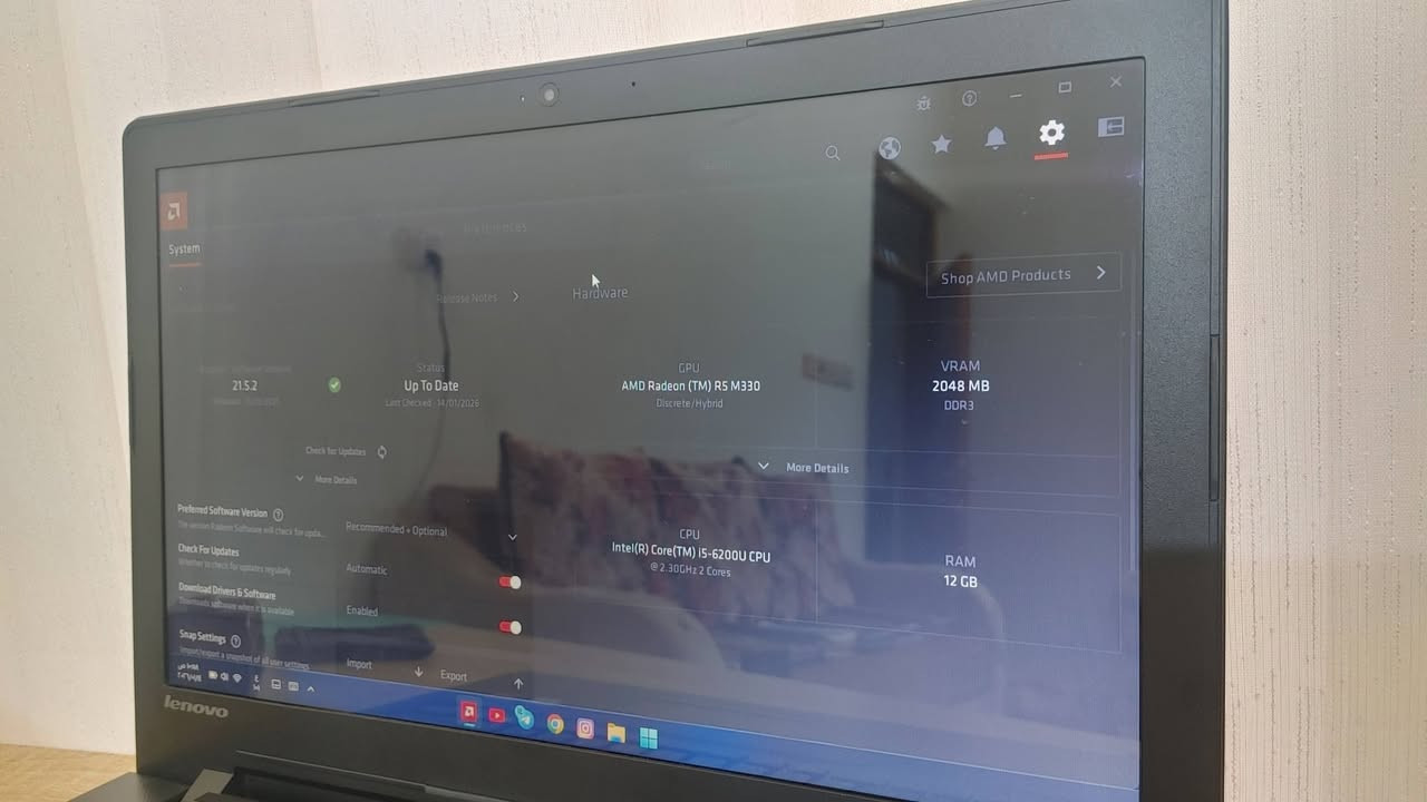 ااسلام عليكم
لابتوب لينوفو 
معالج i5 6200 جيل السادس 
رام 12GB 
هارد SSD256 لكسر سريعه جداً بدون اي لاك وتقطيع 
كرت شاشه منفصل AMD 4GB 
+كرت شاشه متصل 8GB 
منفذ HDMI 
USB عدد 3
شحن يطول أكثر من ساعتين  

مواصفاته كلش زينه وخاصه للبرامج الهندسيه حالياً منزل بيه برنامج الأوتو كاد وثريدي ماكس وسكتش أب شغاله بكل سلاسه

مكاني ديوانيه حي الحضاره  
***********
