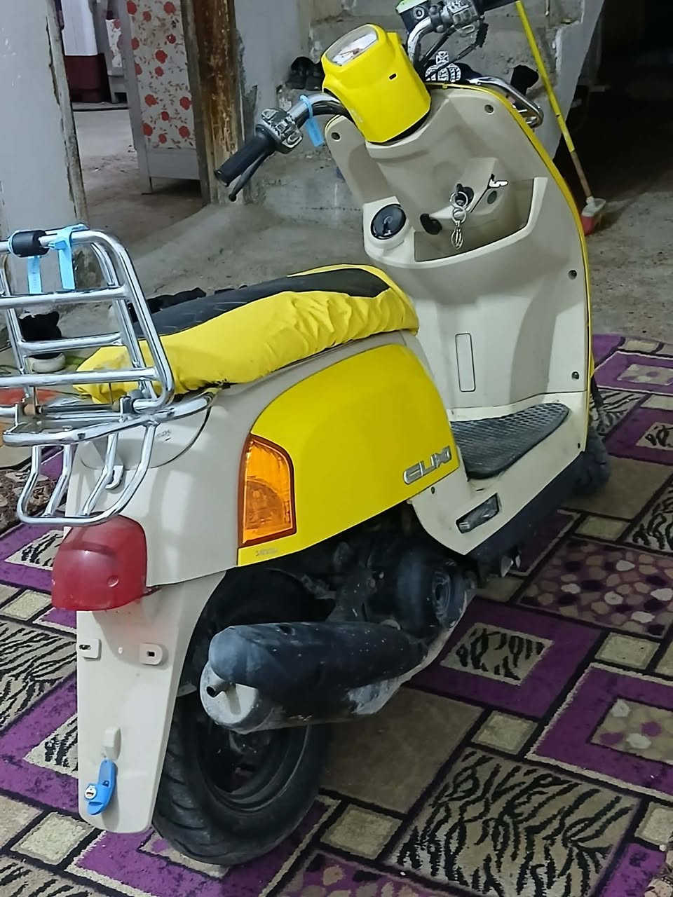 سلام عليكم دراجه للبيع منفيز مكاني بابل حله يم منتجع بابل اتصل عل رقم ***********
